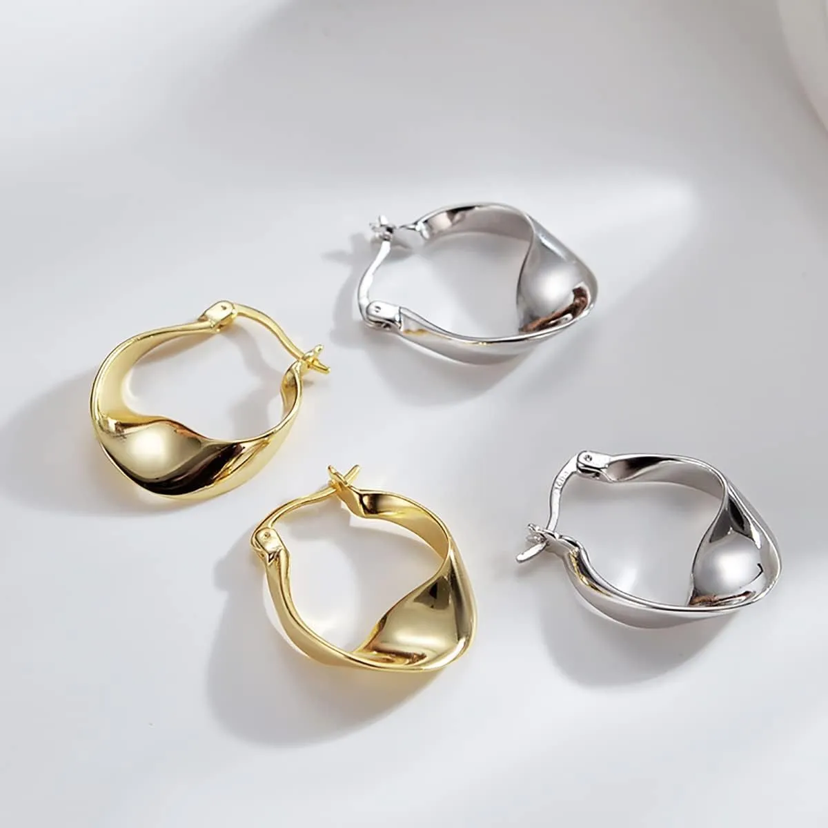 925 Sterling Silver Earrings Silver Hoop Earrings for Women Small Huggie Hoops, Lightweight Chunky Hoops, Hypoallergenic Nickel-Free Elegant Everyday Jewelry, Dainty Silver Earrings for Gifts