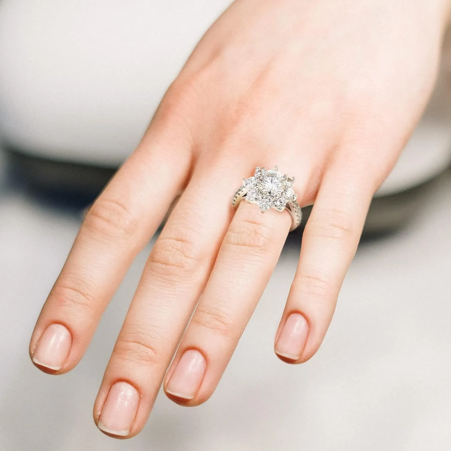 ABSOLUTE 2 Carat Moissanite Rings for Womens Engagement Rings Round Cut Solitaire Rings 925 Sterling Silver Rings Sunflower Cut Ring With Certificate Moissanite Oval Cut Rings for Women