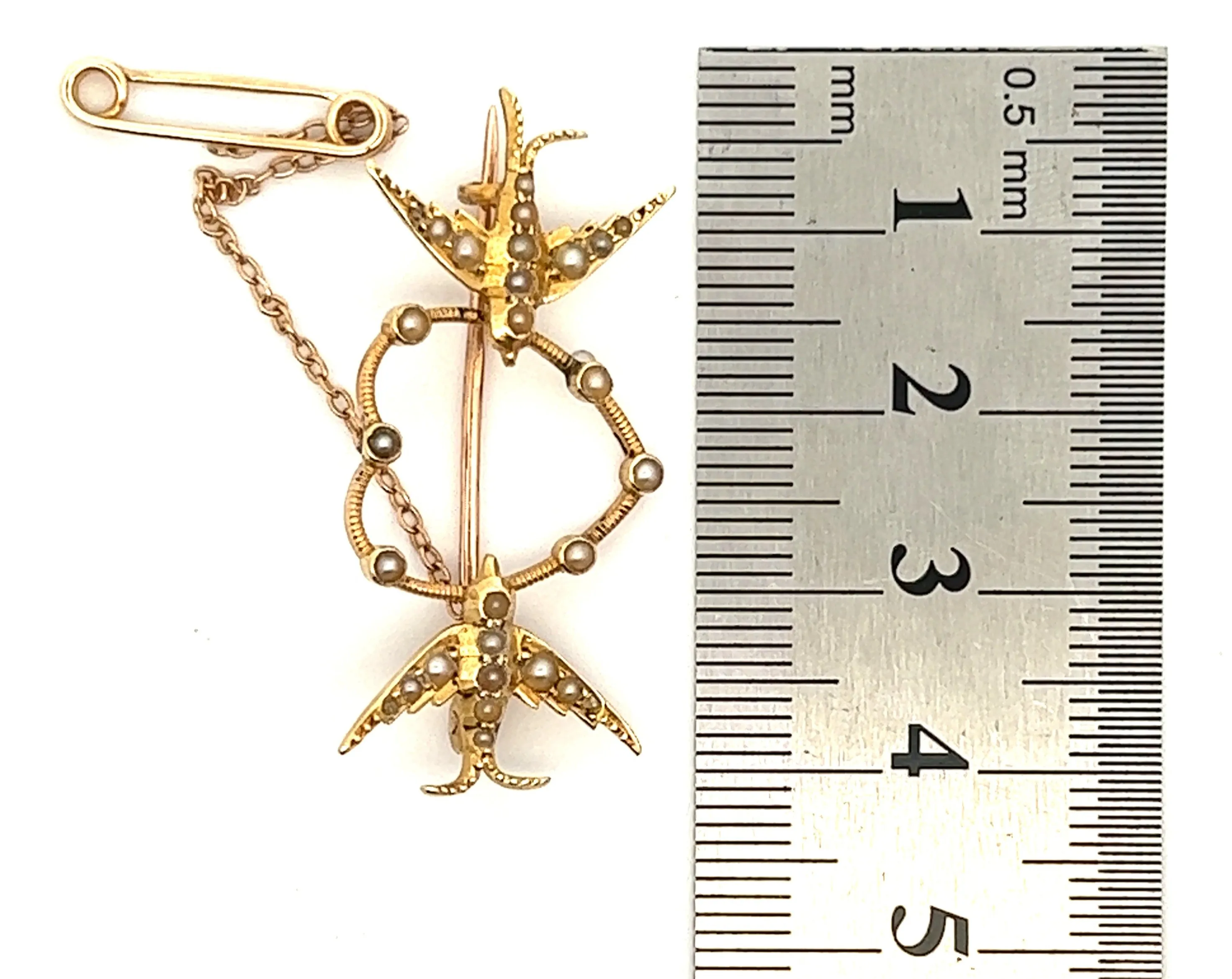 Bird & Heart Seed Pearl 9ct Yellow Gold Brooch