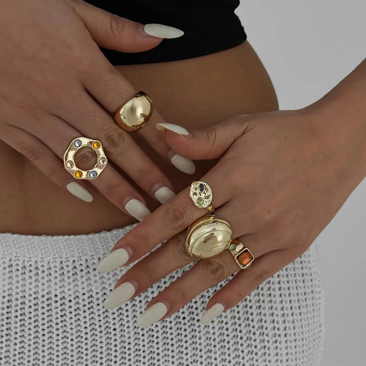 Chunky Gold Rings Set for Women Pearl Flower Crystal Open Statement Knuckle Finger Rings Punk Party Jewelry