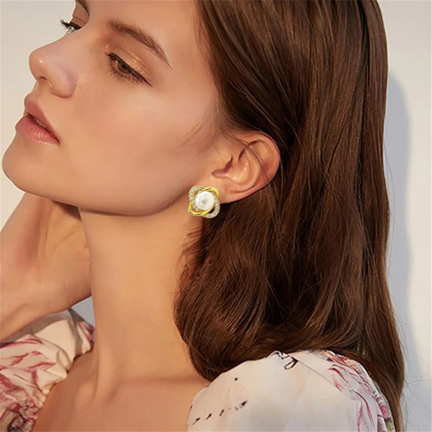 coadipress Pearl Stud Earrings for Women Dainty Trendy White Pearls Rhinestone Stud Earrings Classical Round Simulated Pearl Earrings Bridesmaids Wedding Party Statement Jewelry Gift