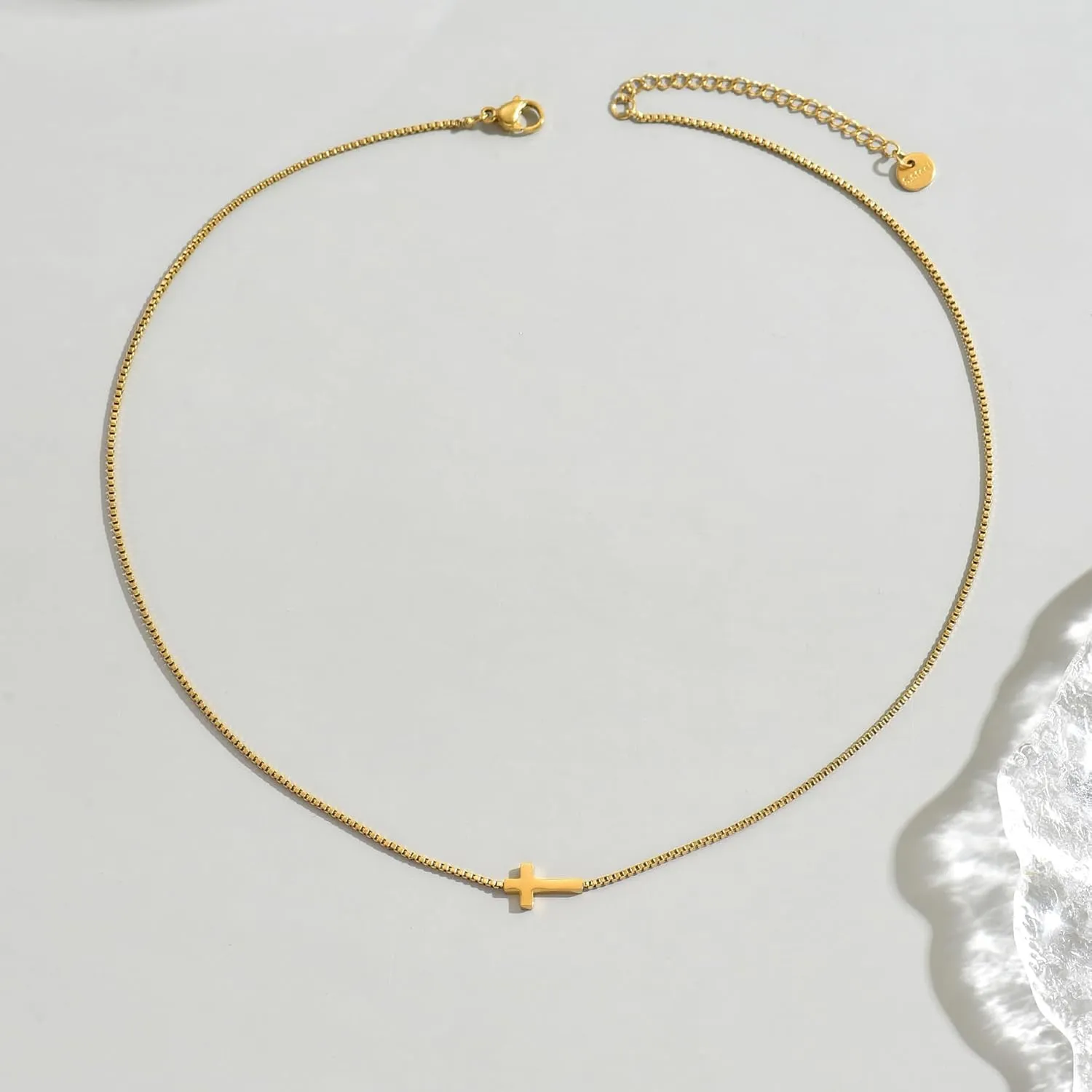 Cross Necklace for Women 18K Gold Plated Cross Pendant Necklace Dainty Sidways Cross Choker Necklaces Simple Small Cross Pearl Chain Trendy Faith Jewelry Gift