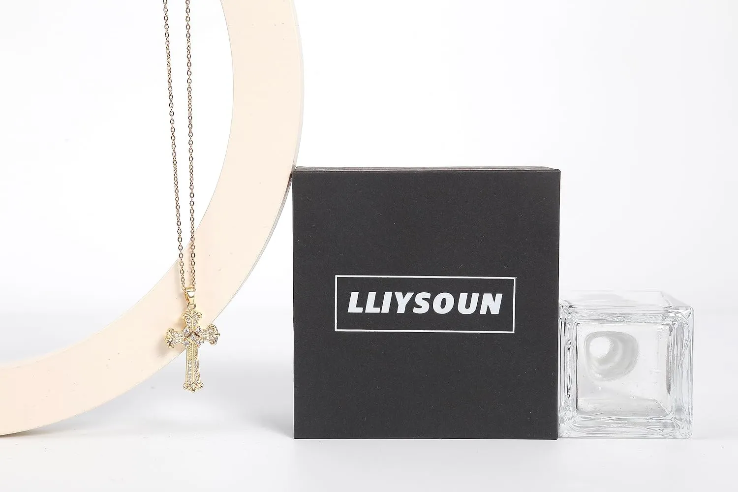 Cross Pendant Necklace for Women Jewelry Gold Cross Necklaces for Women Cross Necklace Minimalist Trendy Jewelry Valentines Day