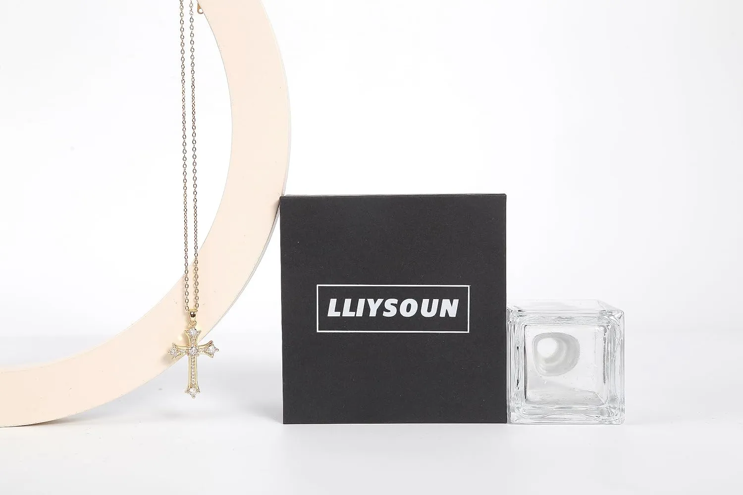 Cross Pendant Necklace for Women Jewelry Gold Cross Necklaces for Women Cross Necklace Minimalist Trendy Jewelry Valentines Day