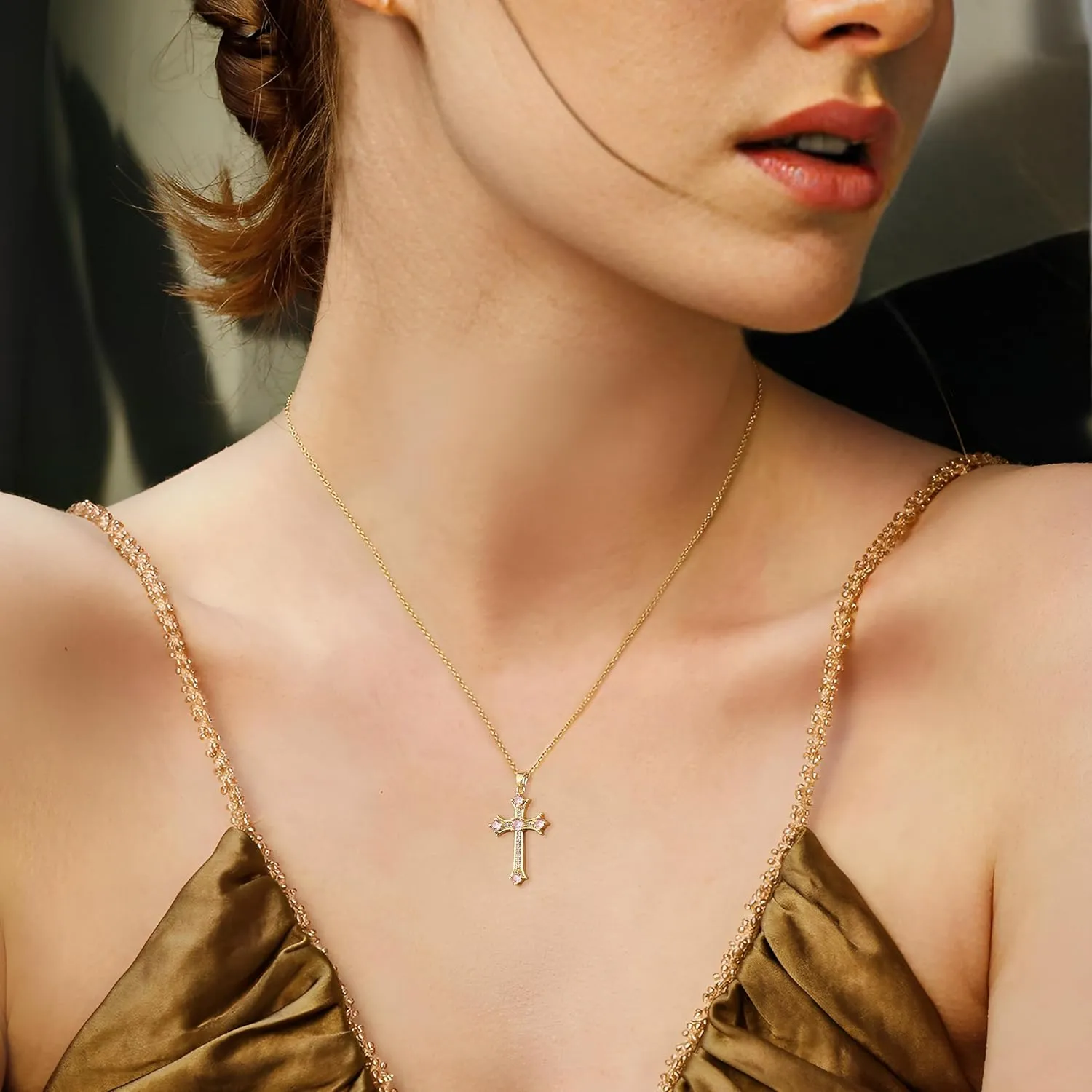Cross Pendant Necklace for Women Jewelry Gold Cross Necklaces for Women Cross Necklace Minimalist Trendy Jewelry Valentines Day