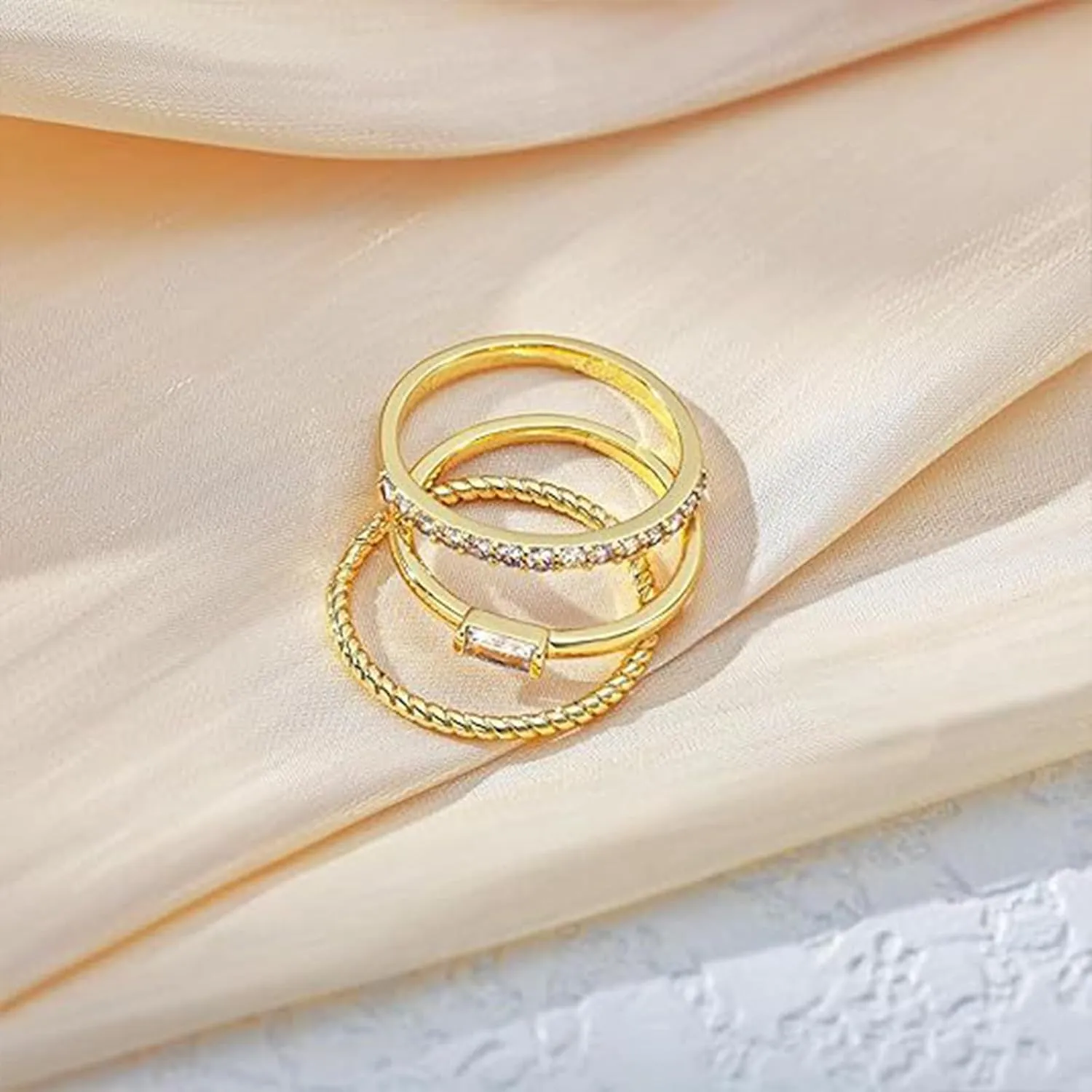 HUASAI Gold Rings That Don't Tarnish Gold Plated Stackable Rings Set for Women Cubic Zirconia Ring Gold Engagement Rings Non Tarnish Wedding Bands Jewelry Christmas Stocking Stuffers Gifts