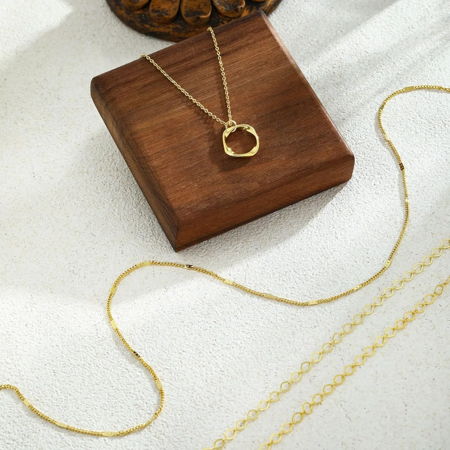Layered Gold Necklaces for Women Stackable Dainty 14K Gold Plated Silver Chain Necklace Layering Cute Fashion Pendant Choker Necklaces Trendy Jewelry Set Gifts for Women