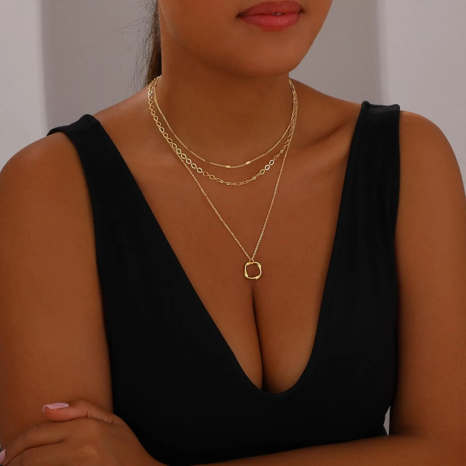 Layered Gold Necklaces for Women Stackable Dainty 14K Gold Plated Silver Chain Necklace Layering Cute Fashion Pendant Choker Necklaces Trendy Jewelry Set Gifts for Women