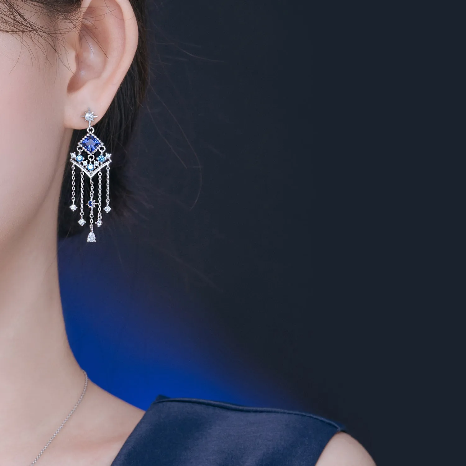 MALDIVES VAADHOO_WHISPERING OF THE STARS Earrings