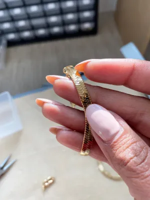 Mira Wide Bracelet