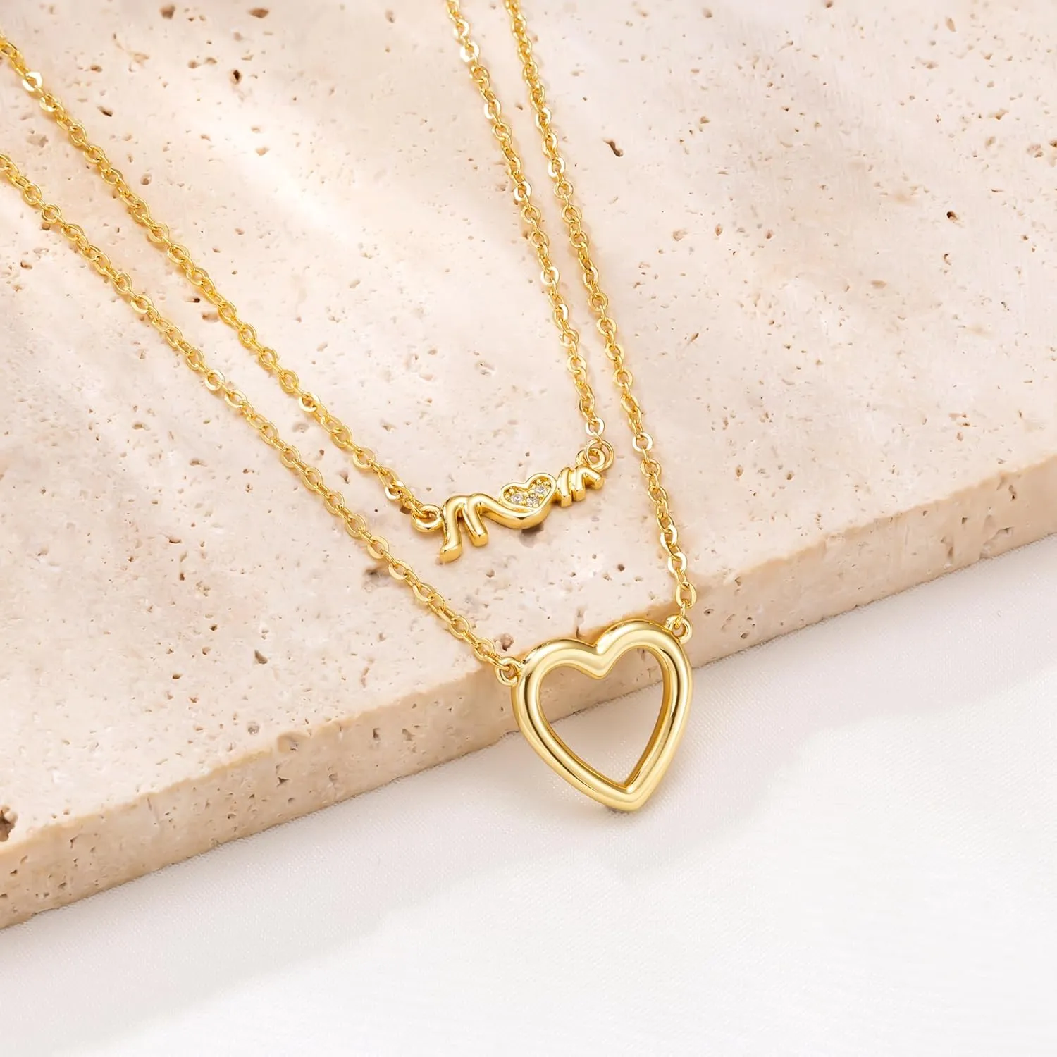 Mothers Day Gifts Gold Necklace - Mama Necklace for Women Mom Wife Sister, Dainty Layered Mom Necklaces Stack Mama Pendant Choker Chain Necklace Birthday Mother's Day Gold Jewelry Gift Trendy