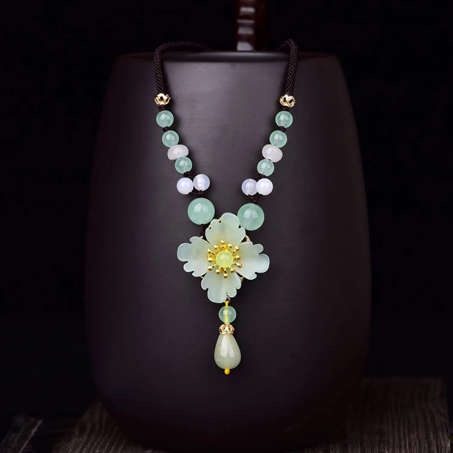 Natural Ladies Jade Earrings and Jade Necklace Set, Suitable for Mother's Day, Easter, Christmas