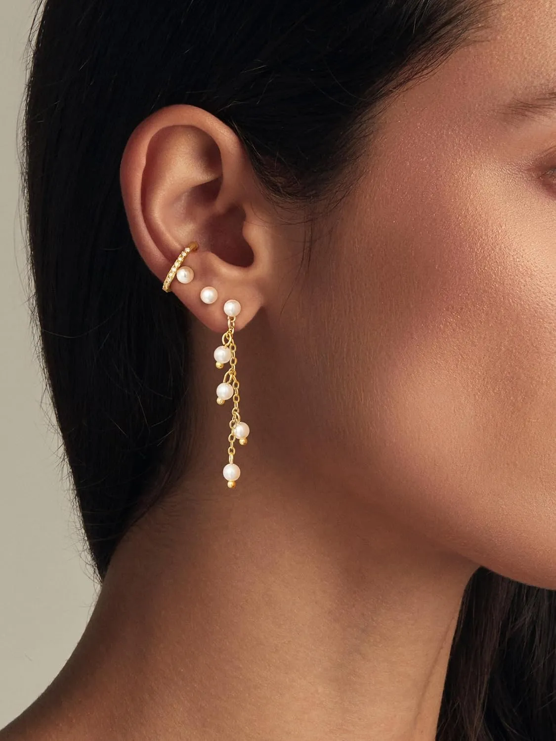Pearl Earrings for Women, Trendy Pearl Ear Cuff Earring Set 14K Gold Plated Hypoallergenic Cartilage Earrings Small Gold Drop Hoop Huggie Earrings Diamond Stud Earrings Piercing Jewelry Gift