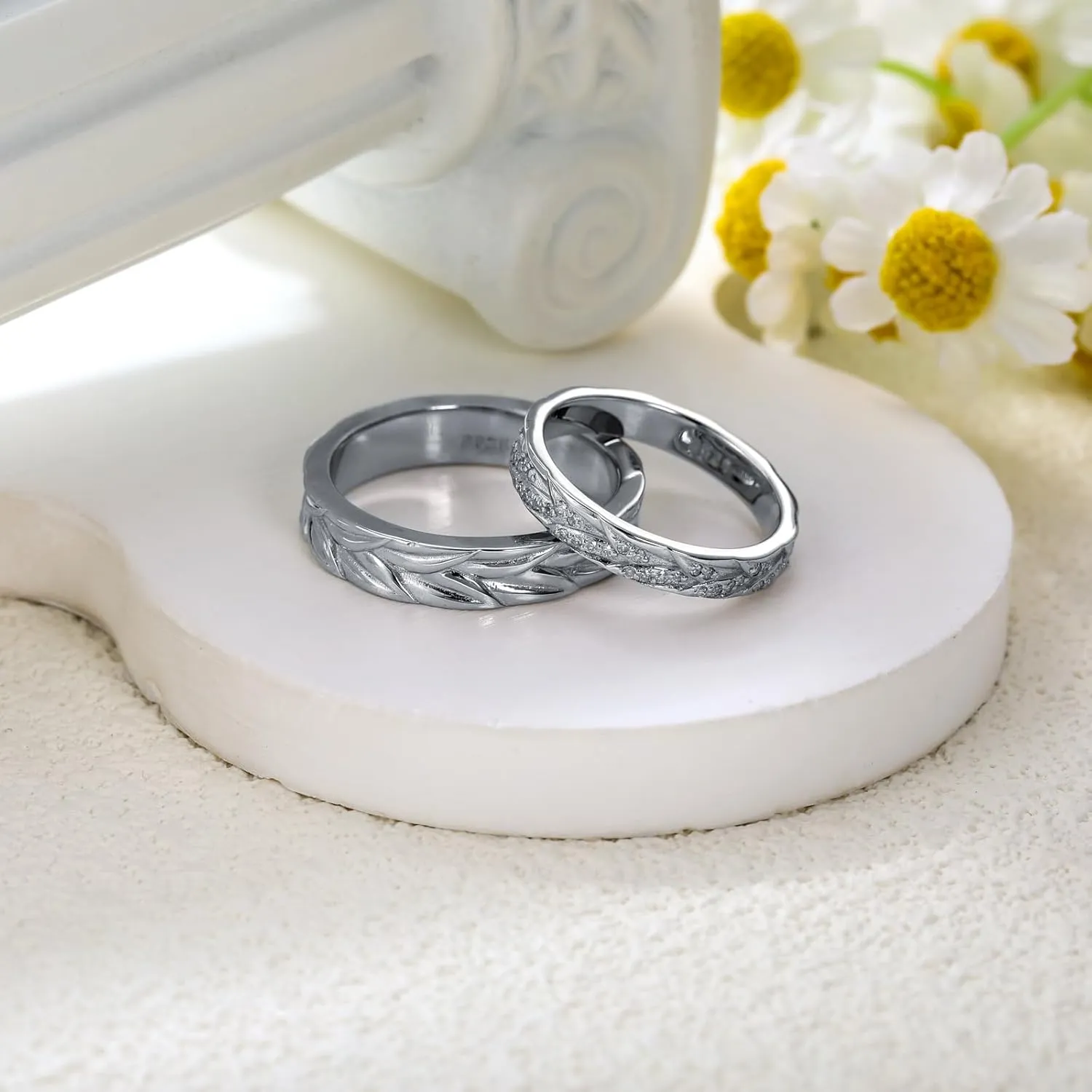 Personalized Engraved Diamond Couples Rings Wedding Band Sets For His & Hers 10K 14K 18K Gold/Sterling Silver Engagement Ring Anniversary Christmas Valentine's Day Birthday Jewelry Gift