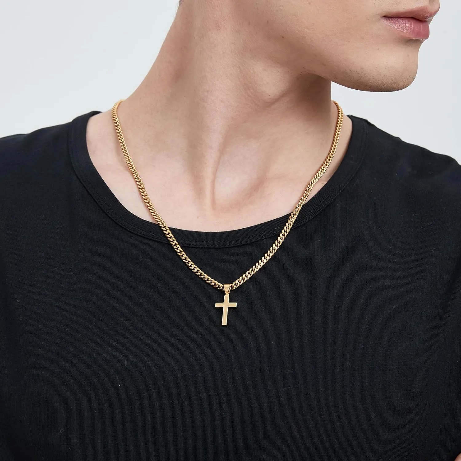 Simple Cross Necklace for Men Women with 18-26 Inch Chunky Cuban Chain, Durable Stainless Steel Black Gold Silver Cross Pendant Necklace for Men Teen Boys Girls with Jewelry Gifts Box