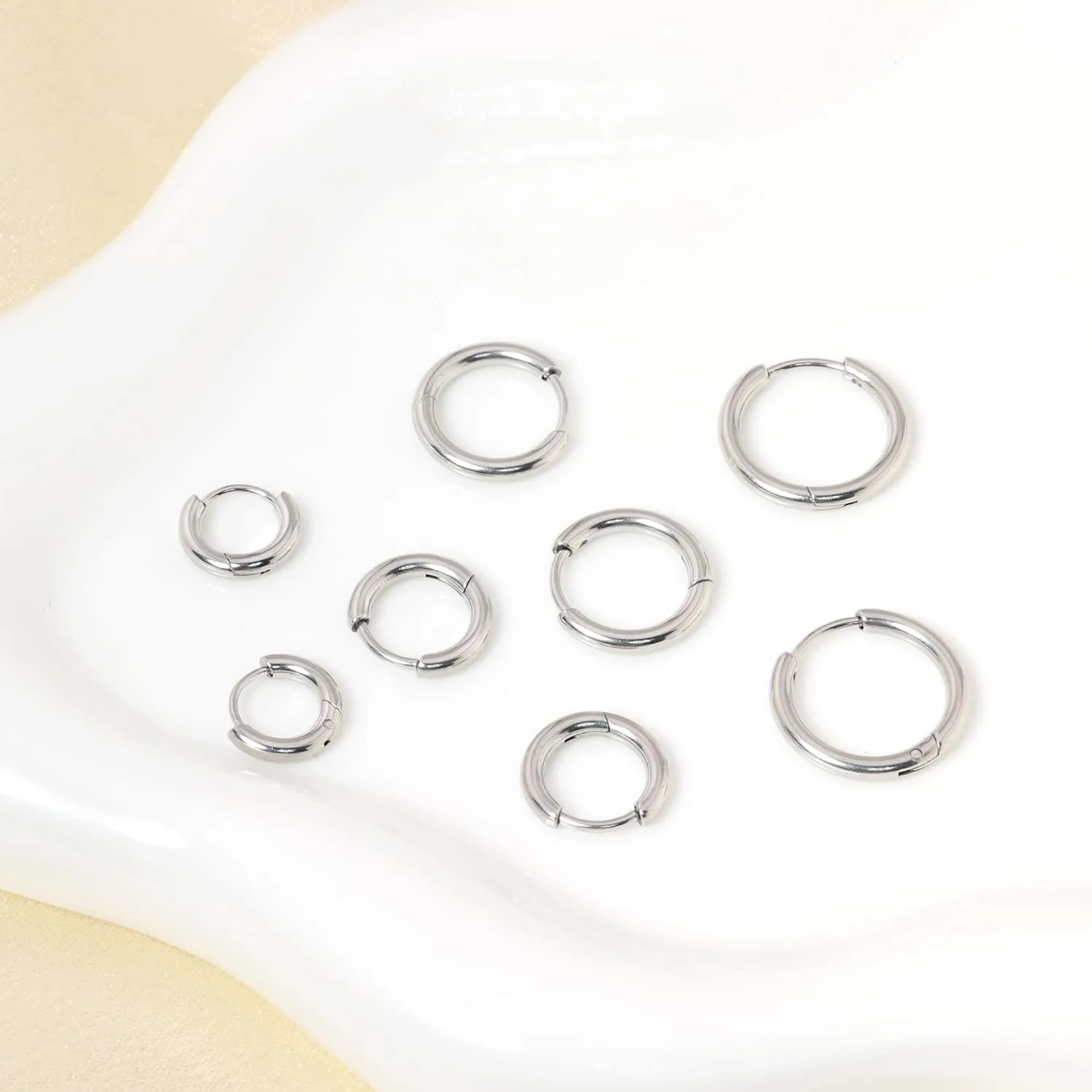 Small Hoop Earrings for Women Men Silver Huggie Hoop Earrings for Cartilage Helix Hypoallergenic Surgical Stainless Steel Earrings 6/8/10/12mm Thin Silver Hoops Set for Girls (2.0mm)