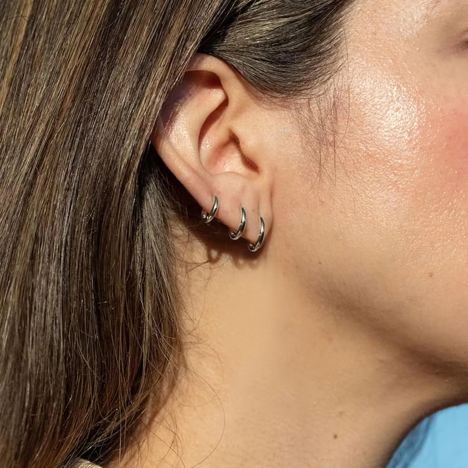 Small Hoop Earrings for Women Men Silver Huggie Hoop Earrings for Cartilage Helix Hypoallergenic Surgical Stainless Steel Earrings 6/8/10/12mm Thin Silver Hoops Set for Girls (2.0mm)