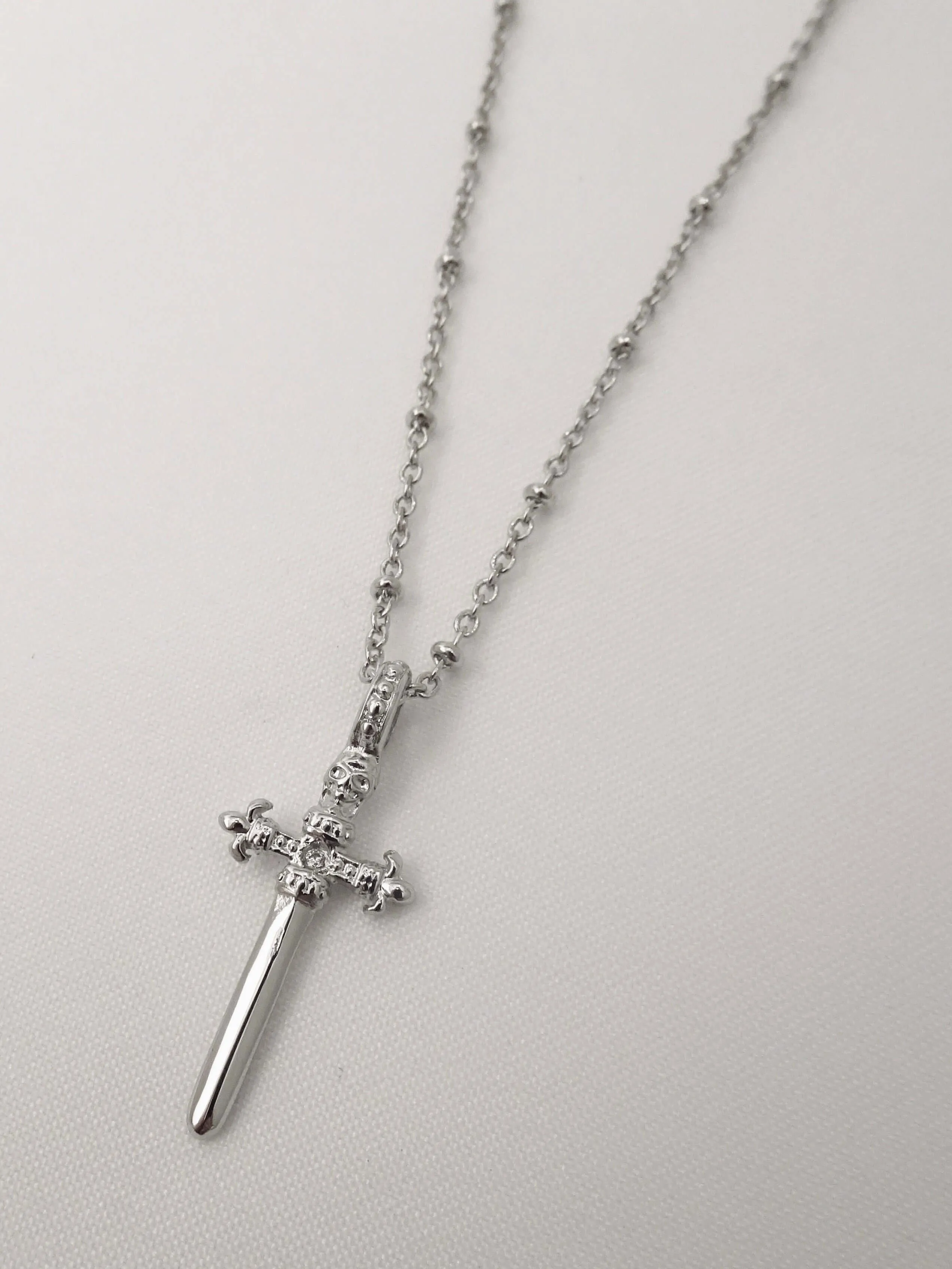 The Dagger Necklace