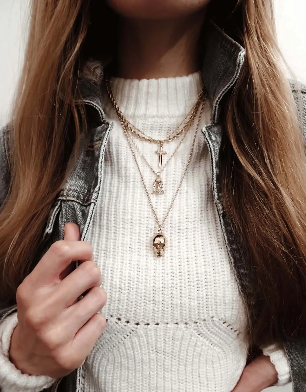 The Dagger Necklace