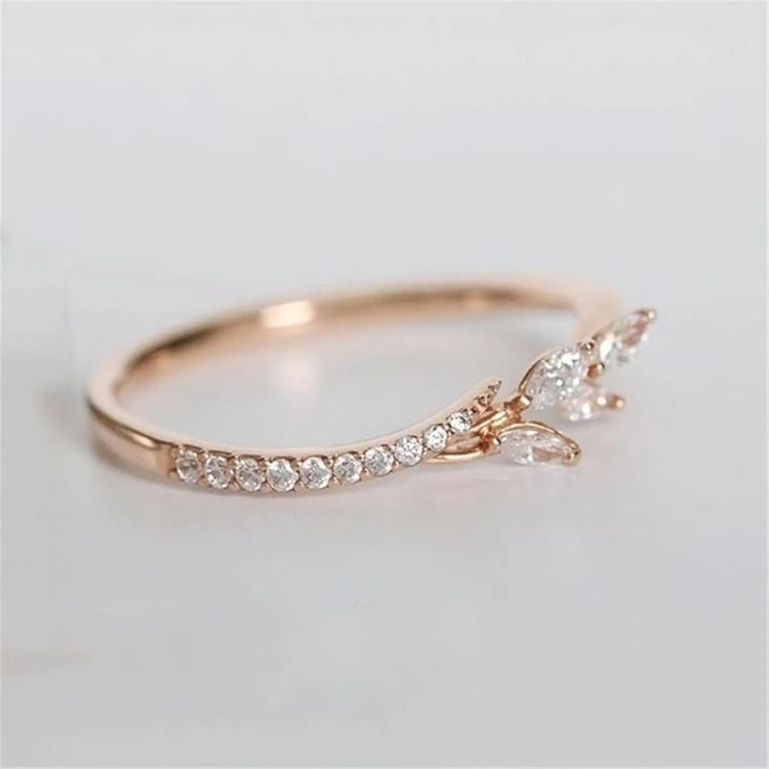 Women's Wrap Around Olive Leaf Branch Rings Stackable Statement Ring Bridal Engagement Band Jewelry Gift for Wife Mom