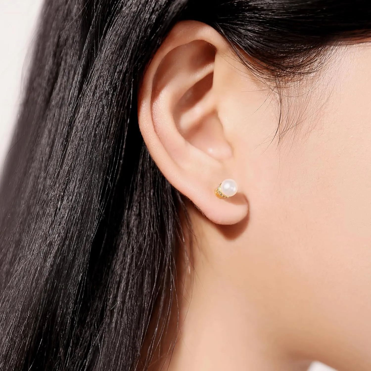 YAMI 925 Sterling Silver Pearl Earrings with Screw Back, Freshwater Cultured Pearls White Gold Plated Cubic Zirconia Stud Earrings for Women Men