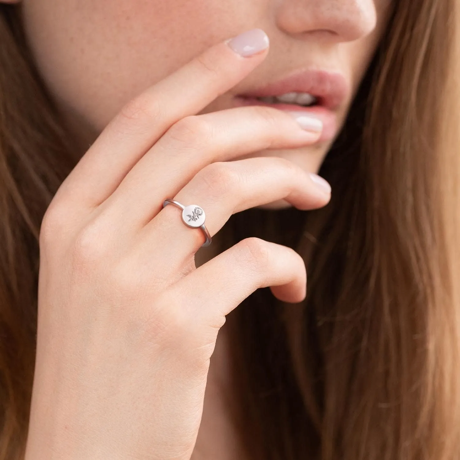 YeGieonr 18K Gold Plated Sterling Silver Rings for Women, Handmade Engraved Sunflower Flower Signet Rings Minimalistic Statement Ring, Delicate Jewelry Gift for Women/Girls